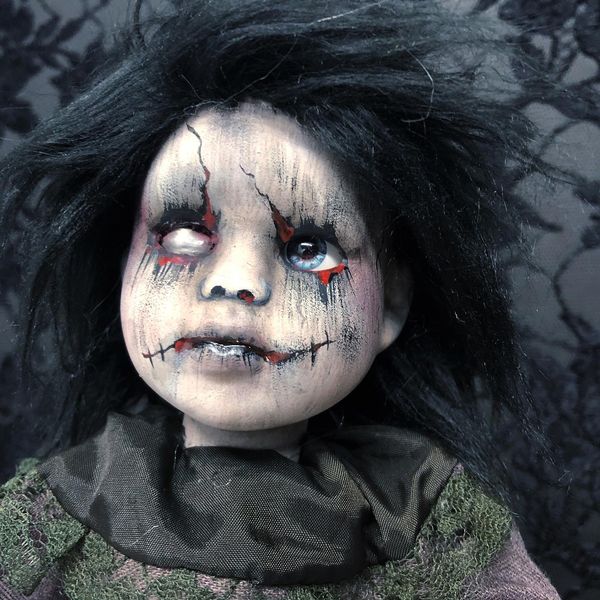 Пугающие куклы, которым самое место в фильмах ужасов