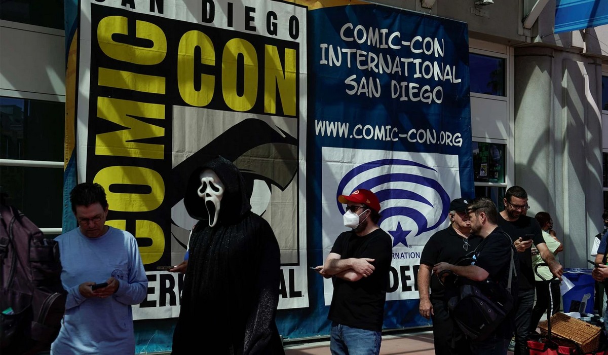 Тысячи поклонников косплея собрались в Сан-Диего на Comic-Con