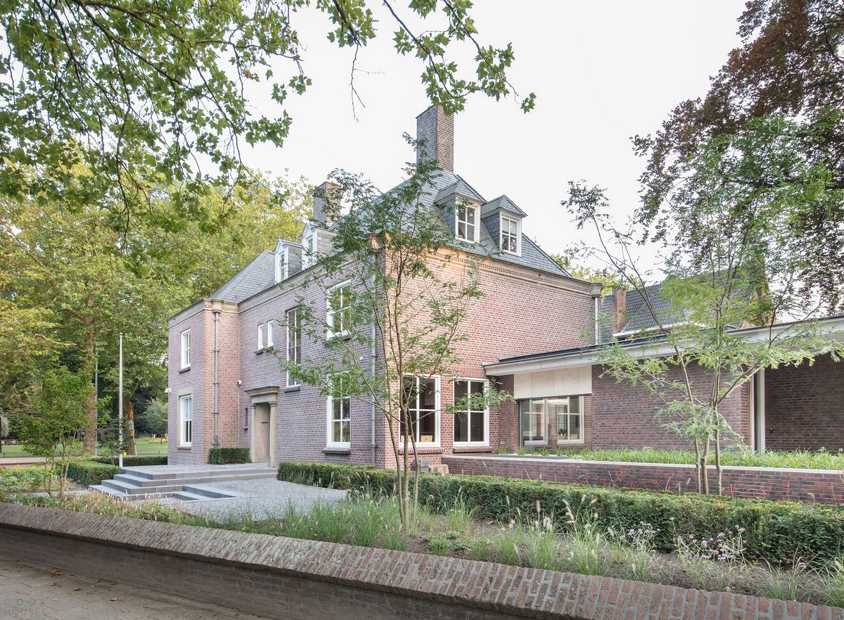 Реконструкция и расширение старинного жилого дома в Нидерландах