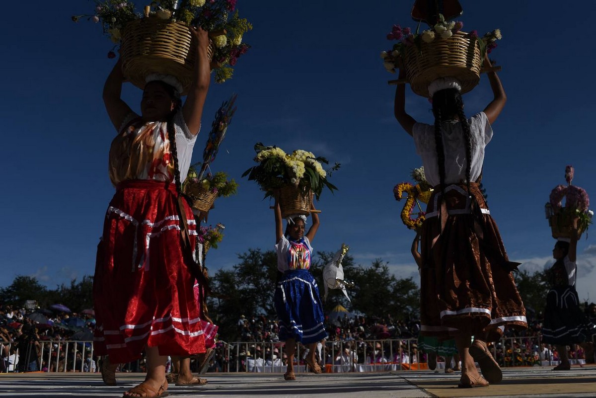 Ежегодный фестиваль Гелагеца в Мексике
