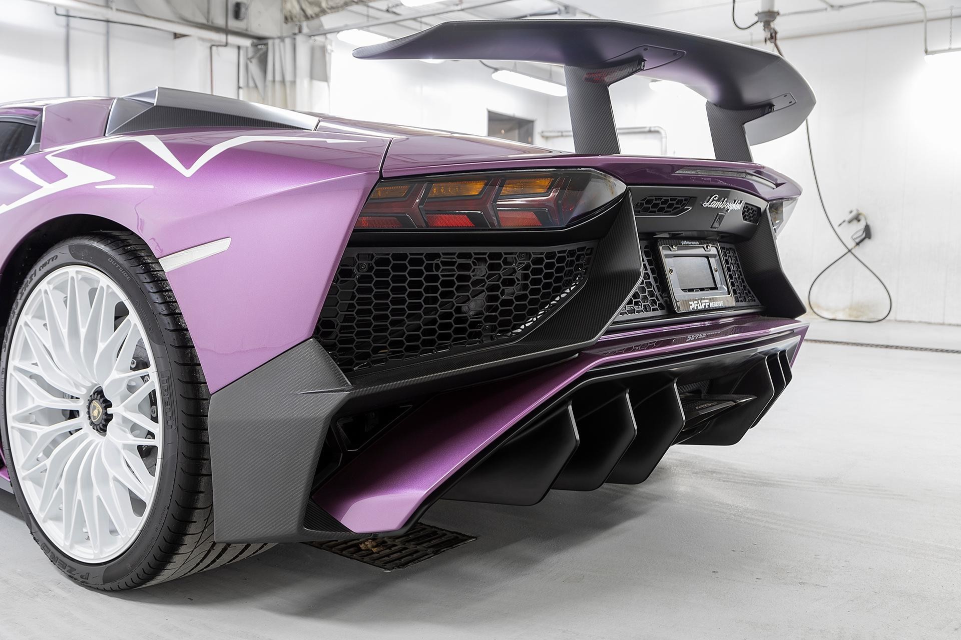 Великолепный Lamborghini Aventador SV в цвете Viola