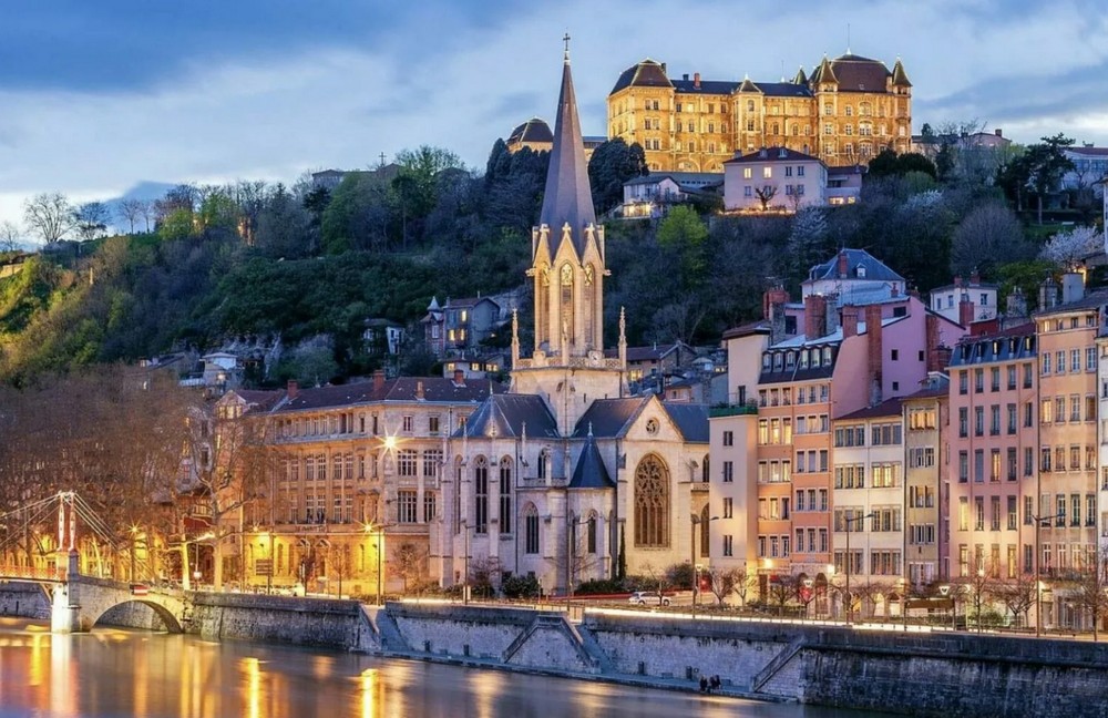 Список самых красивых городов Франции для посещения
