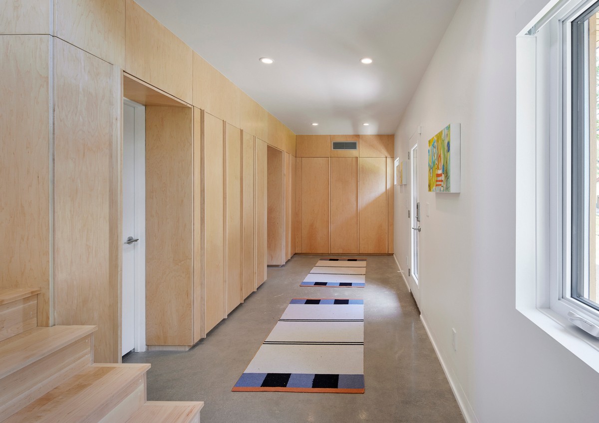 Частная резиденция на узком участке в США Частная резиденция на узком участке в США Картинки и фото