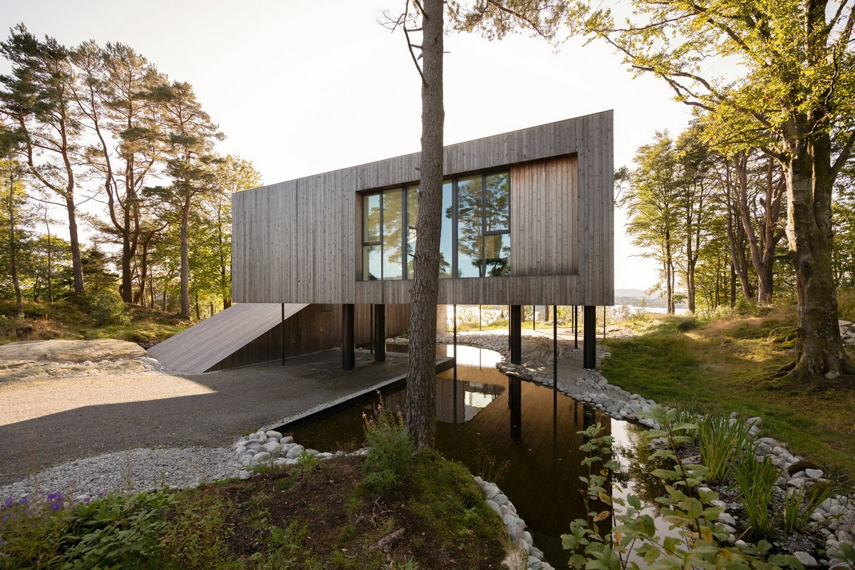 Деревянный дом потомков композитора Грига в Норвегии