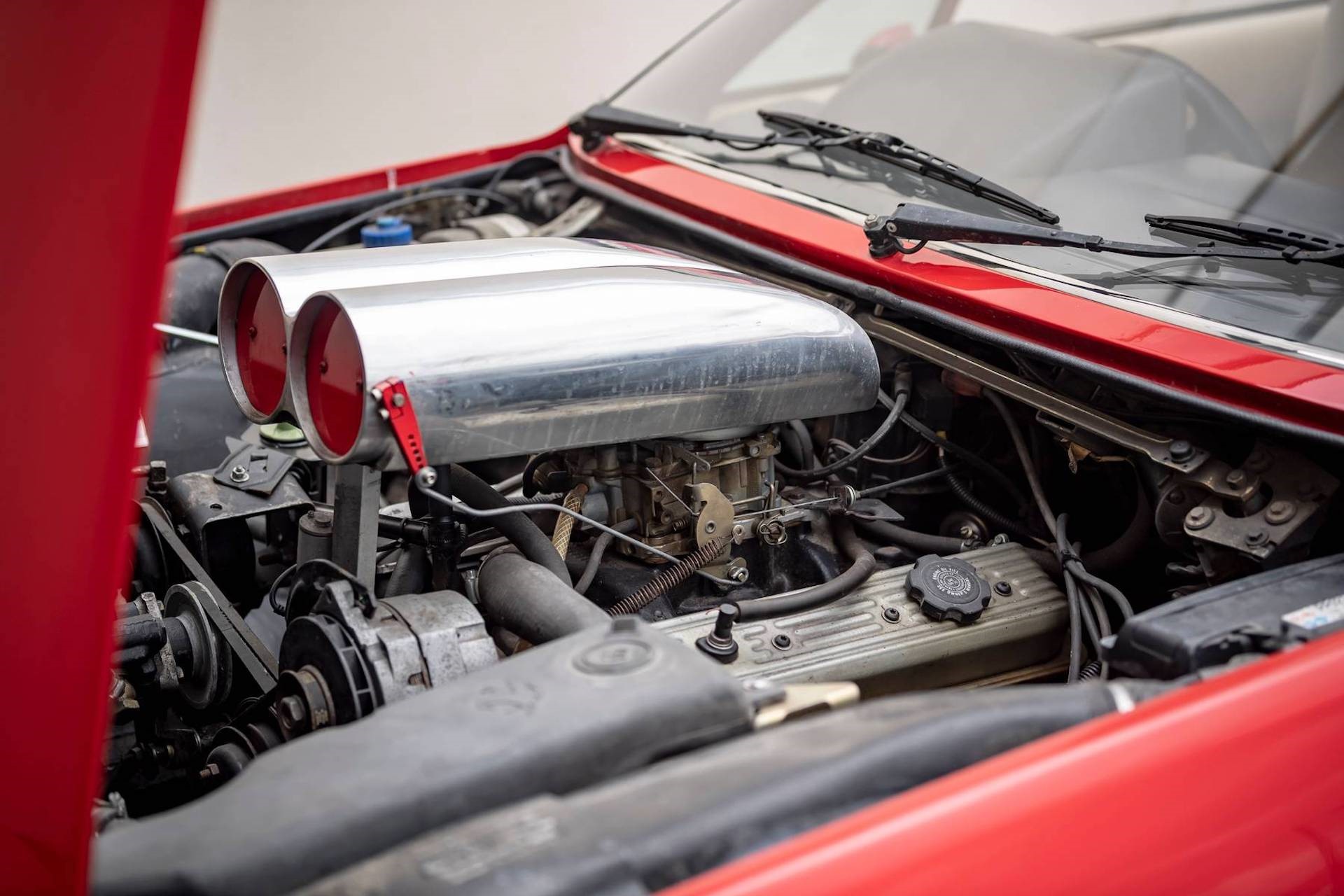 Ferrari 412 пикап с двигателем Chevy V8