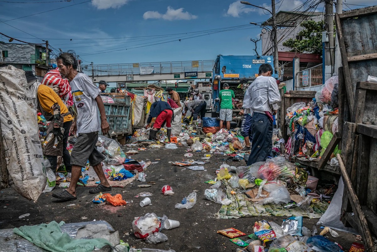 Поселение в Маниле, которое живёт за счет мусора