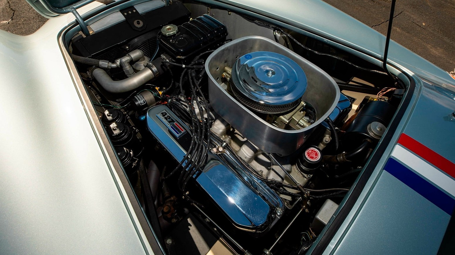 Редкий Shelby Cobra 427 Competition 1965 года