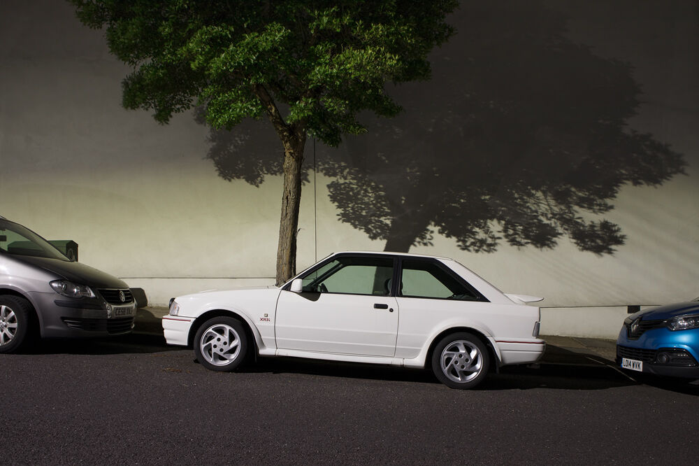 Классические автомобили на лондонских улицах на снимках Рэя Нокса