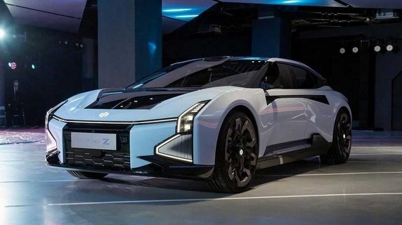 Пять самых технологичных автомобильных новинок 2022 года