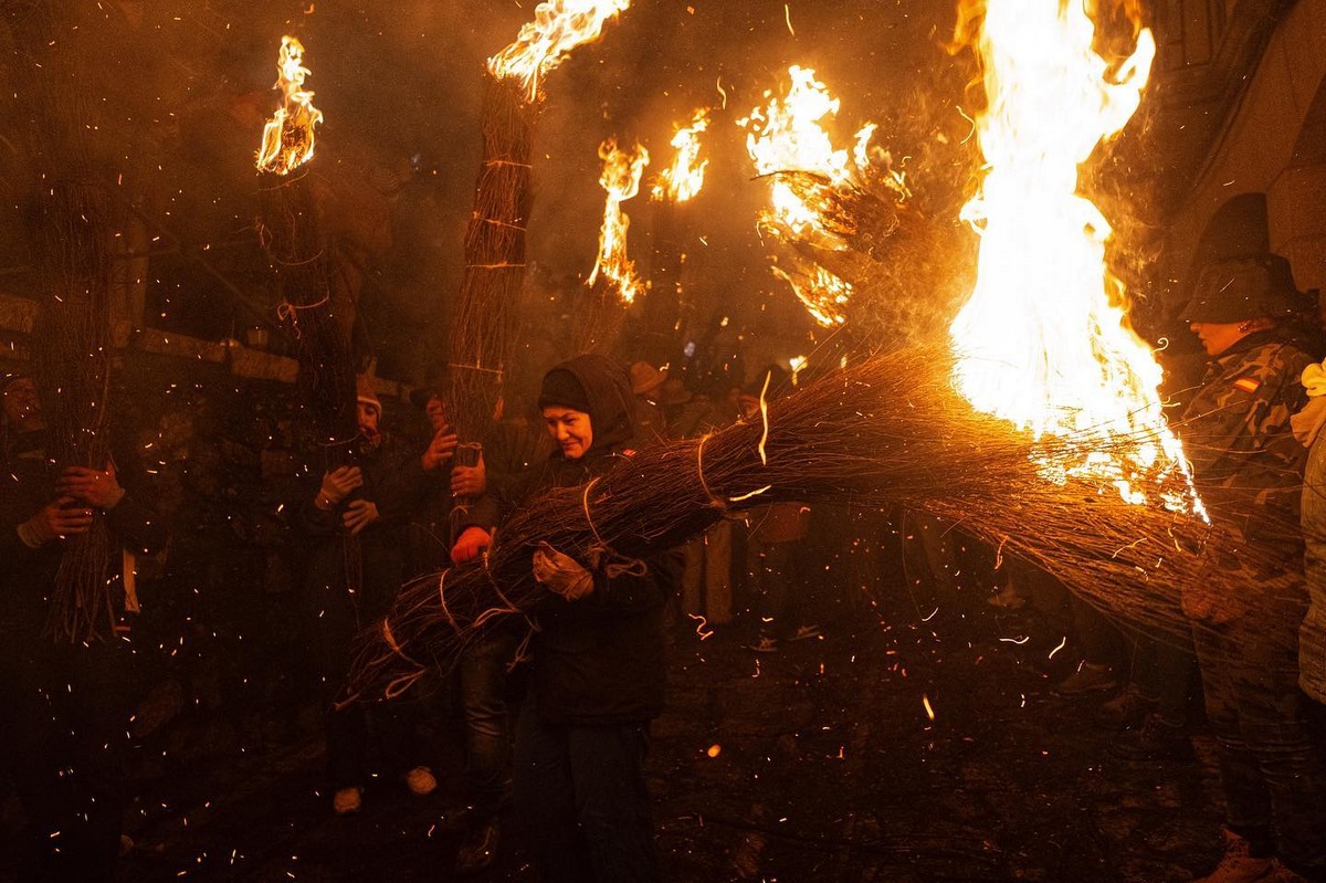 Зажигательный фестиваль в Испании