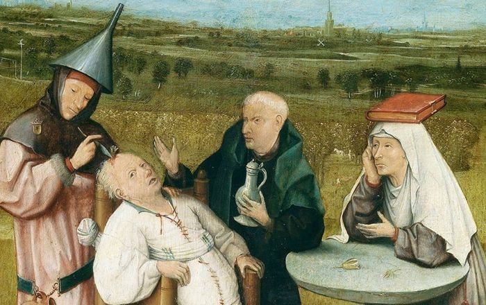 Несколько пугающих фактов о том, как лечили в Средневековье