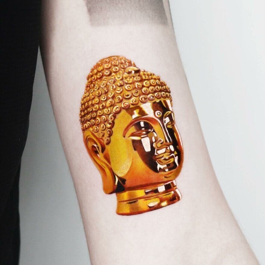 Золоті татуювання від нью-йоркського тату-майстра Jooa