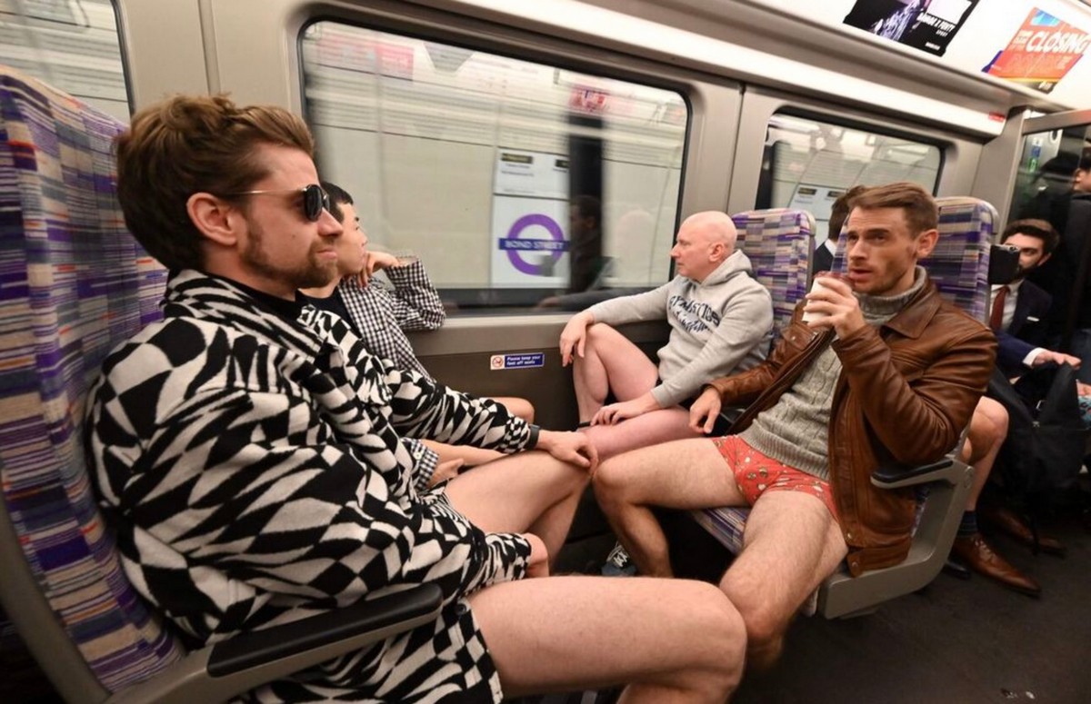 Gay threesome on london underground funny real