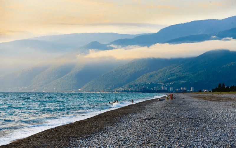 Список лучших пляжей Абхазии для прекрасного отдыха
