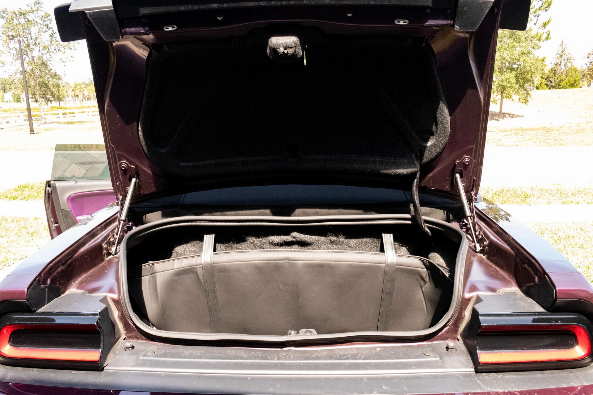 Dodge Challenger R/T Scat Pack превратили кабриолет