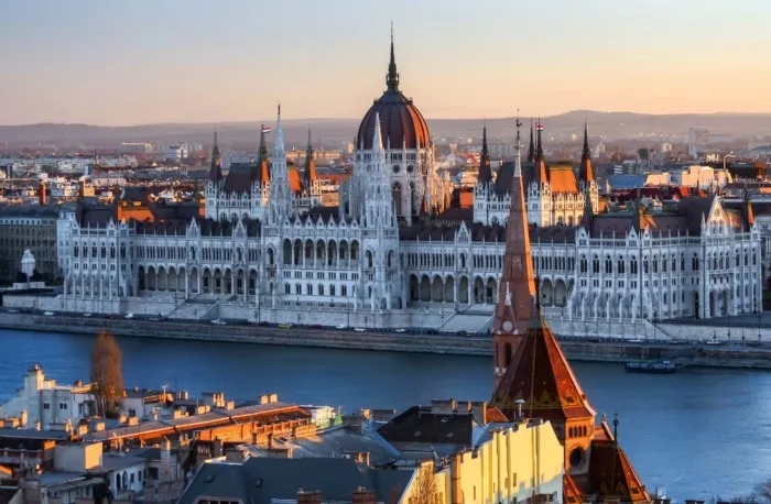 Венгры: как финно-угорский народ оказался в центре Европы?