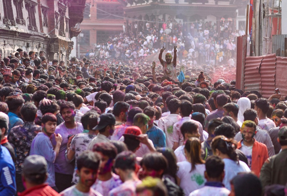 Ежегодный индуистский фестиваль весны Холи