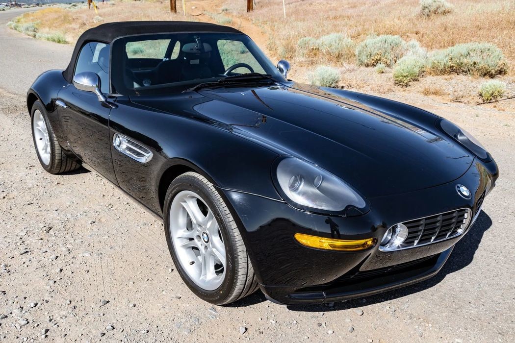 Родстер BMW Z8 2003 года выпуска - редкий представитель Z-серии