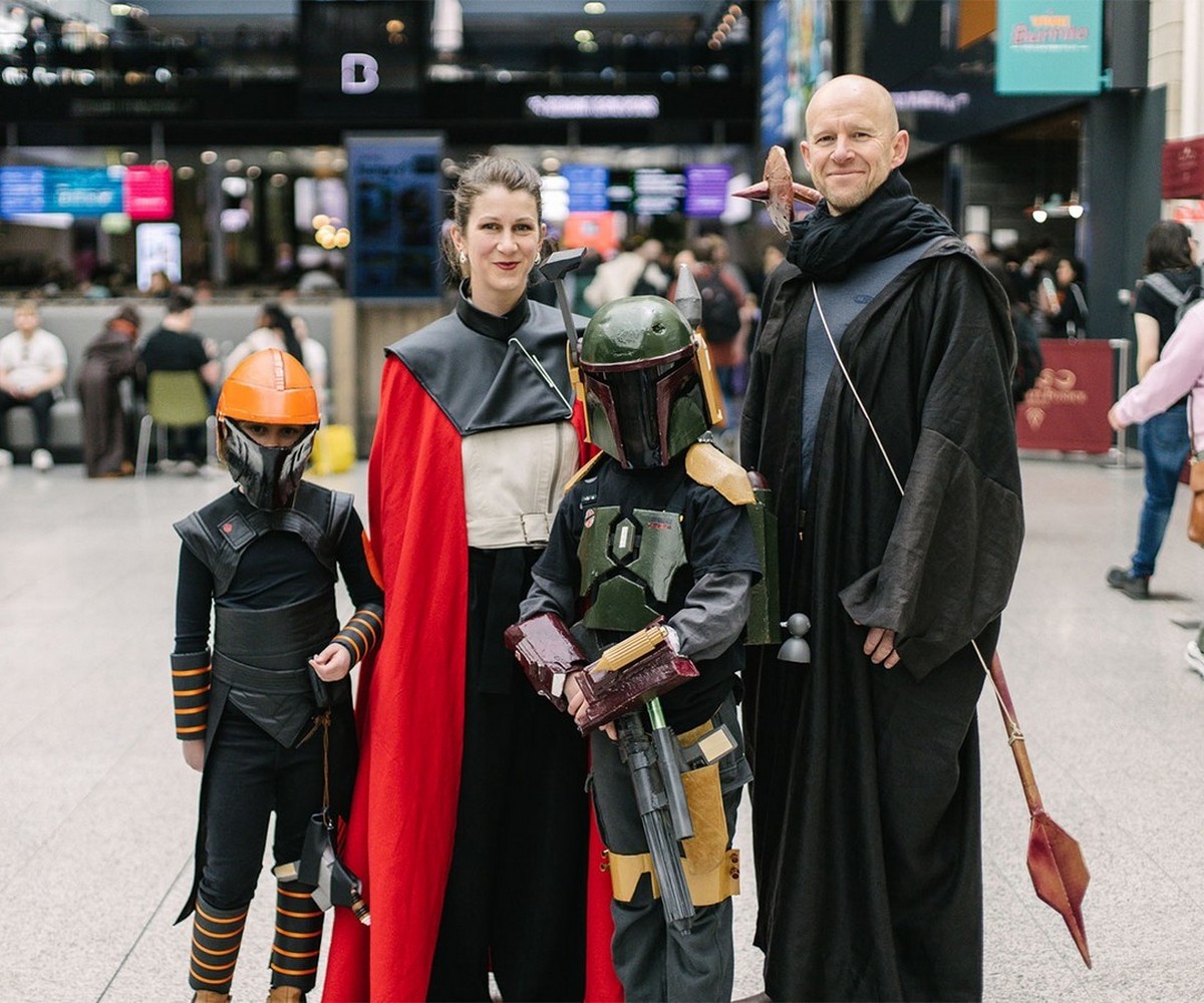 Поклонники Звездных войн на съезде в Восточном Лондоне