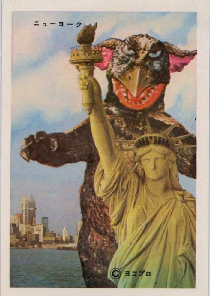 Японские монстры путешествуют по миру на открытках