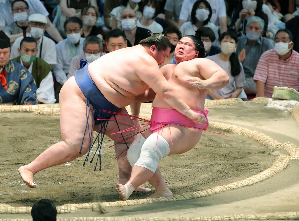 Grand sumo highlights 2022