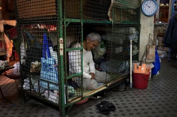 Квартиры-клетки в Гонконге и как люди живут в стесненных условиях