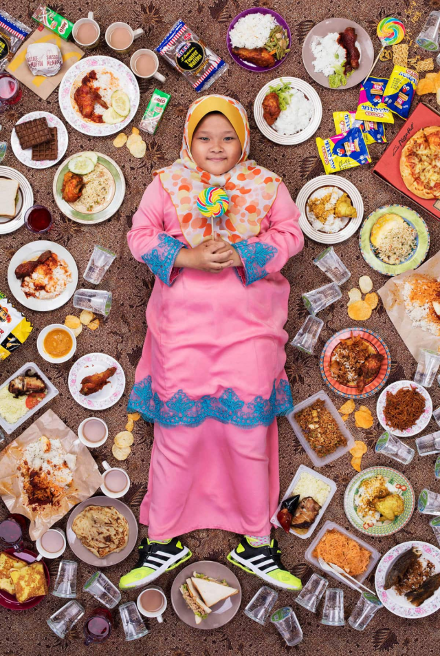 Что едят дети в разных странах в проекте фотографа из США