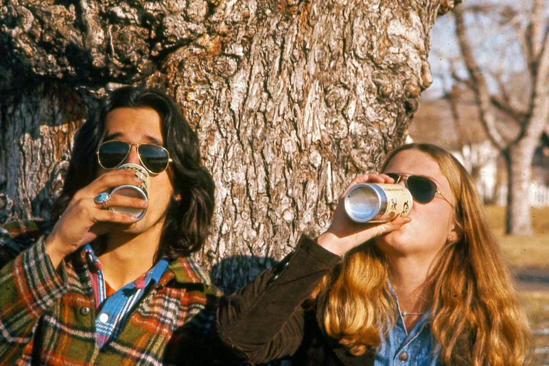Любовь и мода 1970-х на винтажных снимках молодых пар