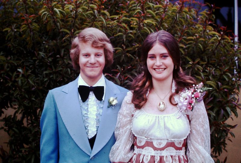 Любовь и мода 1970-х на винтажных снимках молодых пар