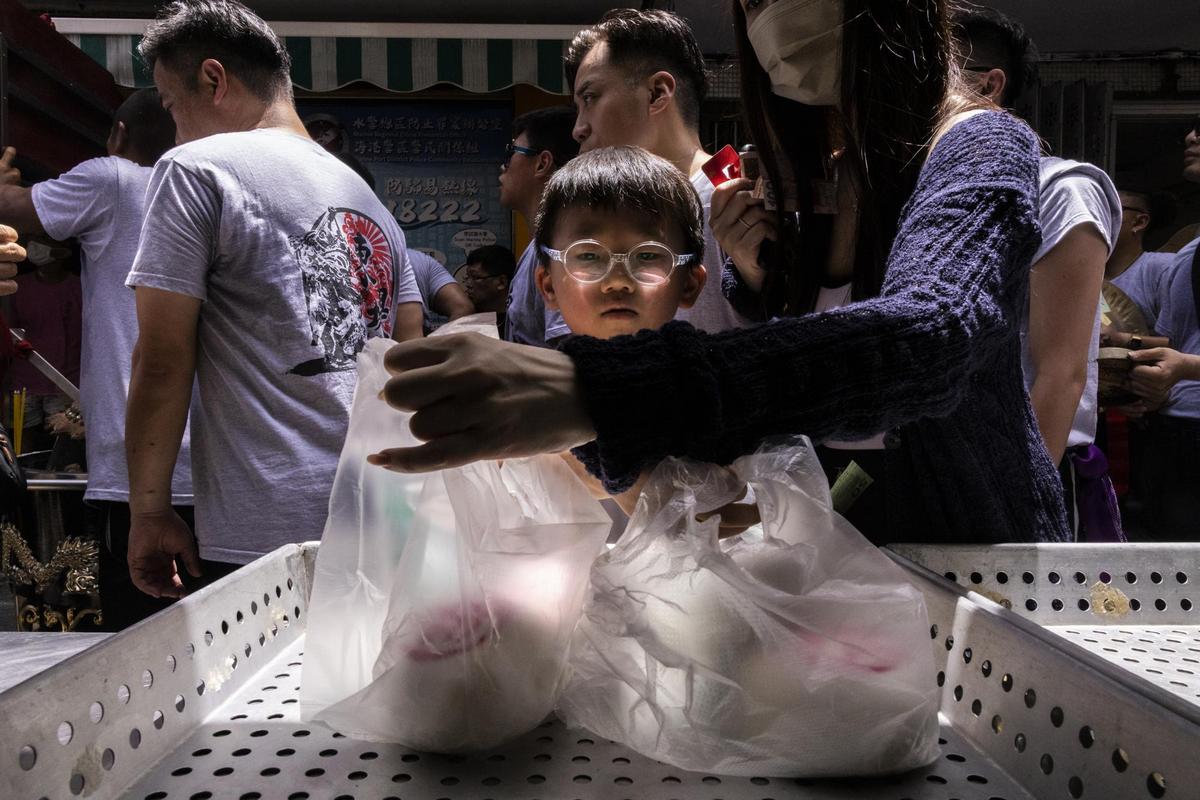 Фестиваль булочек в Гонконге вернулся после трех лет