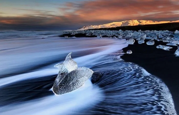 Волшебные кристаллы Алмазного пляжа в Исландии