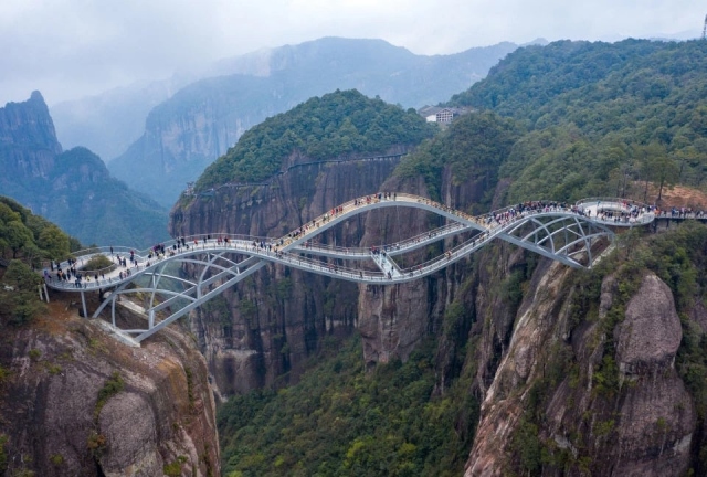 Снимки самых удивительных мостов со всего мира