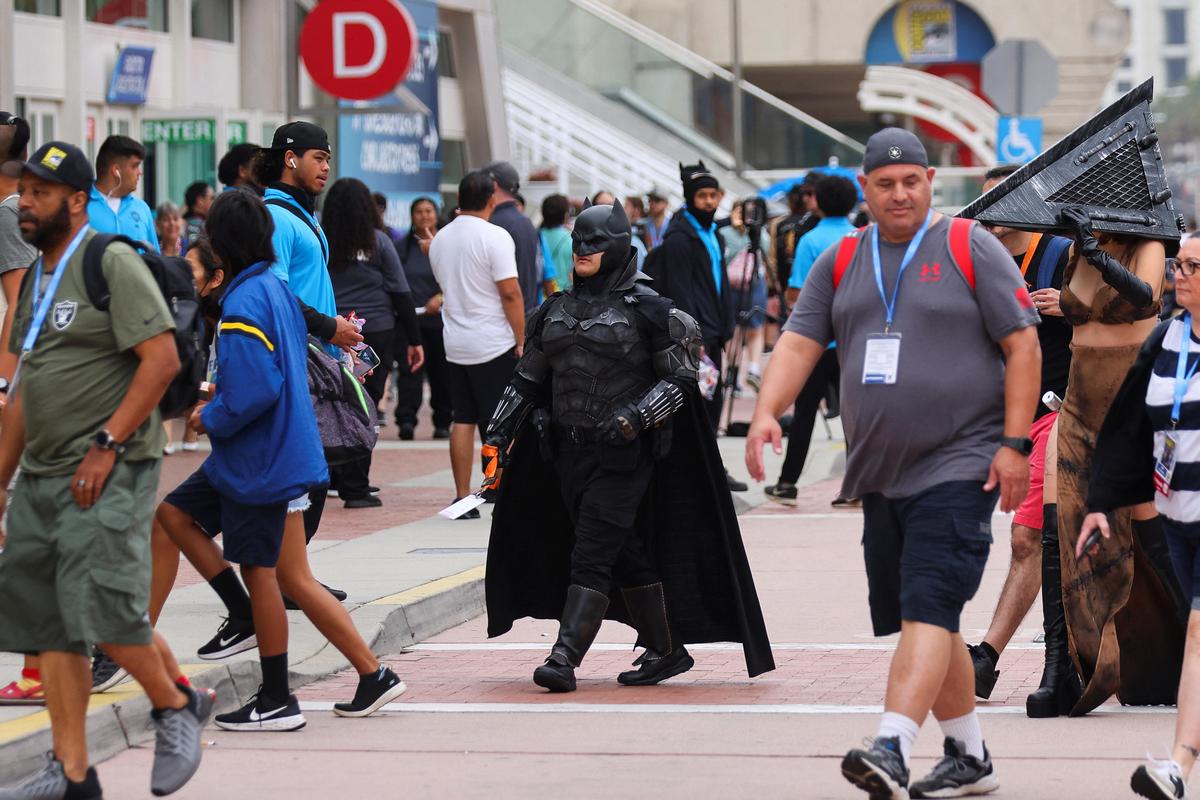 Экстравагантные посетители фестиваля Comic-Con в Сан-Диего