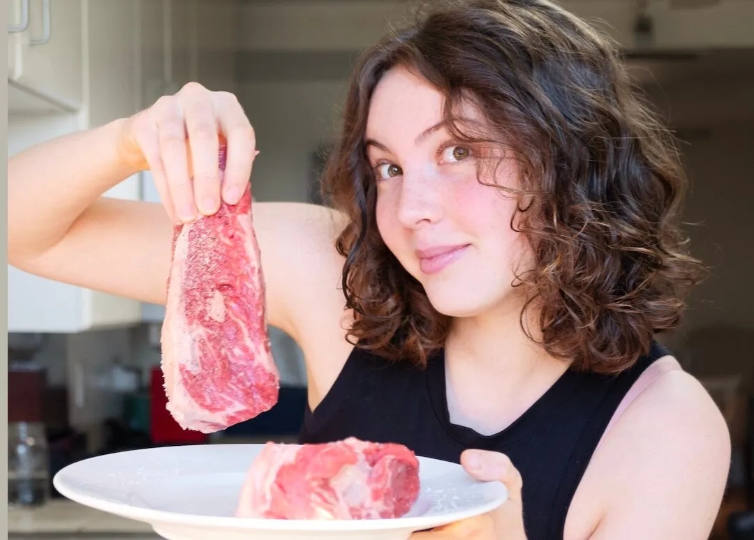 Может ли современный человек питаться сырым мясом?