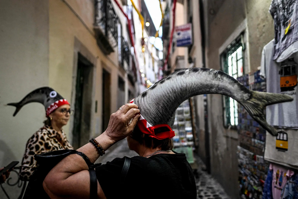 Португальская индустрия приготовления сардин на снимках