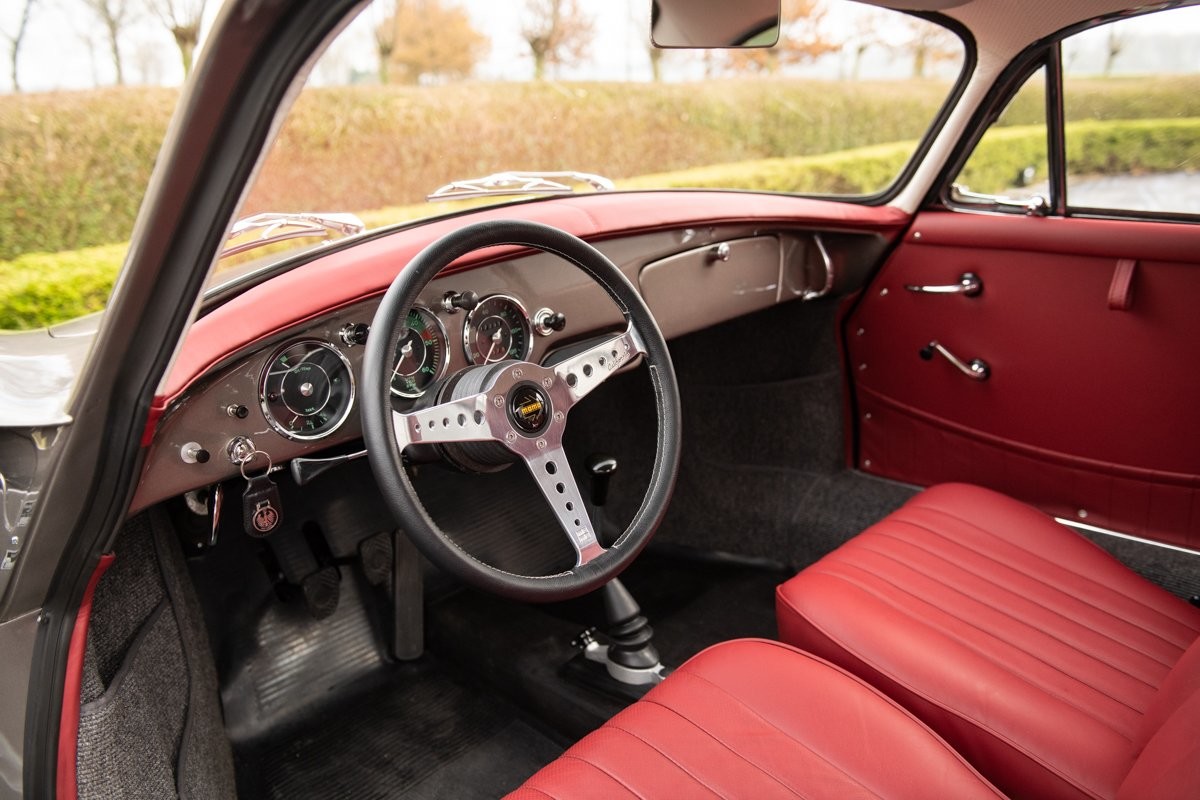 Отреставрированный Porsche 356b Outlaw 1960 года
