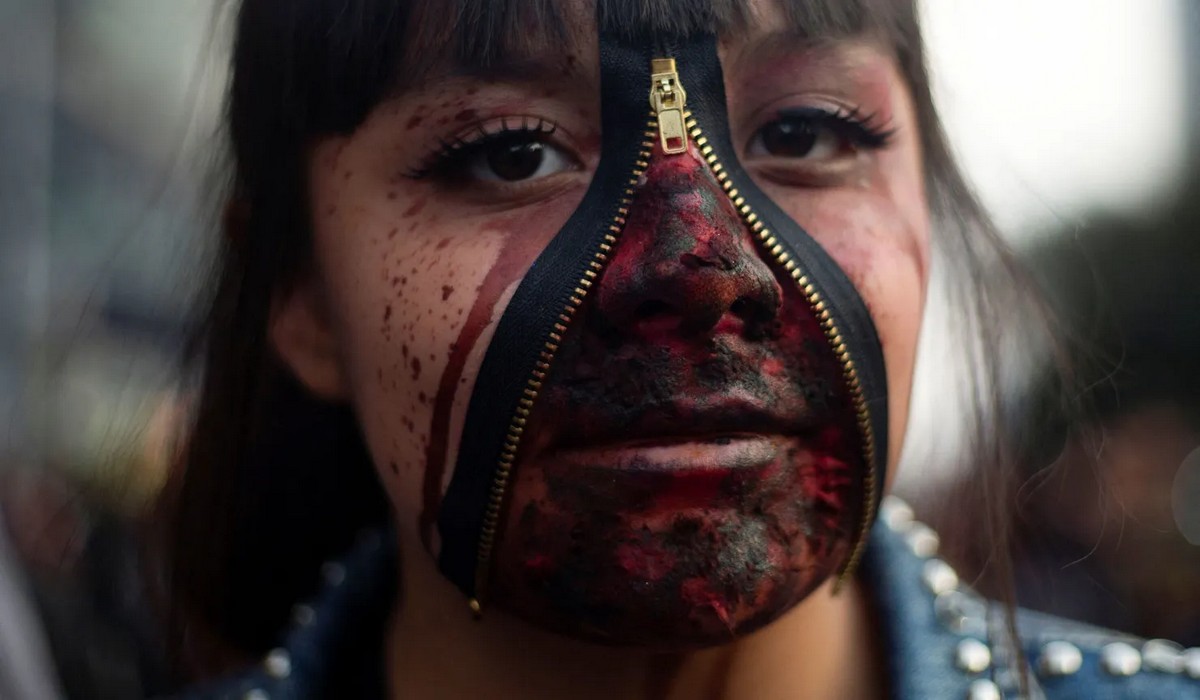 Ежегодная Прогулка зомби в Мехико