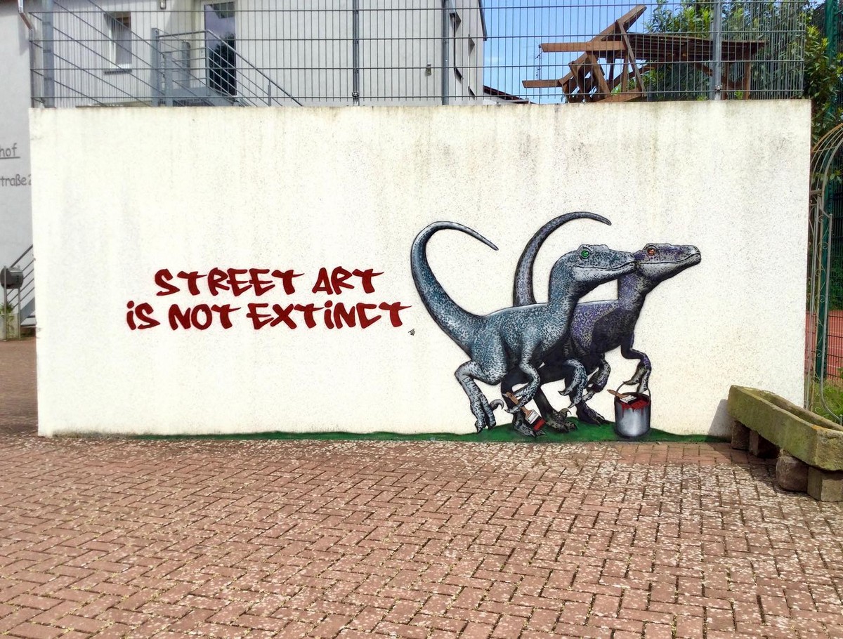 Работы английского уличного художника, которые взаимодействуют с окружающей средой