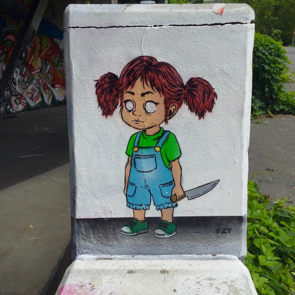 Работы английского уличного художника, которые взаимодействуют с окружающей средой