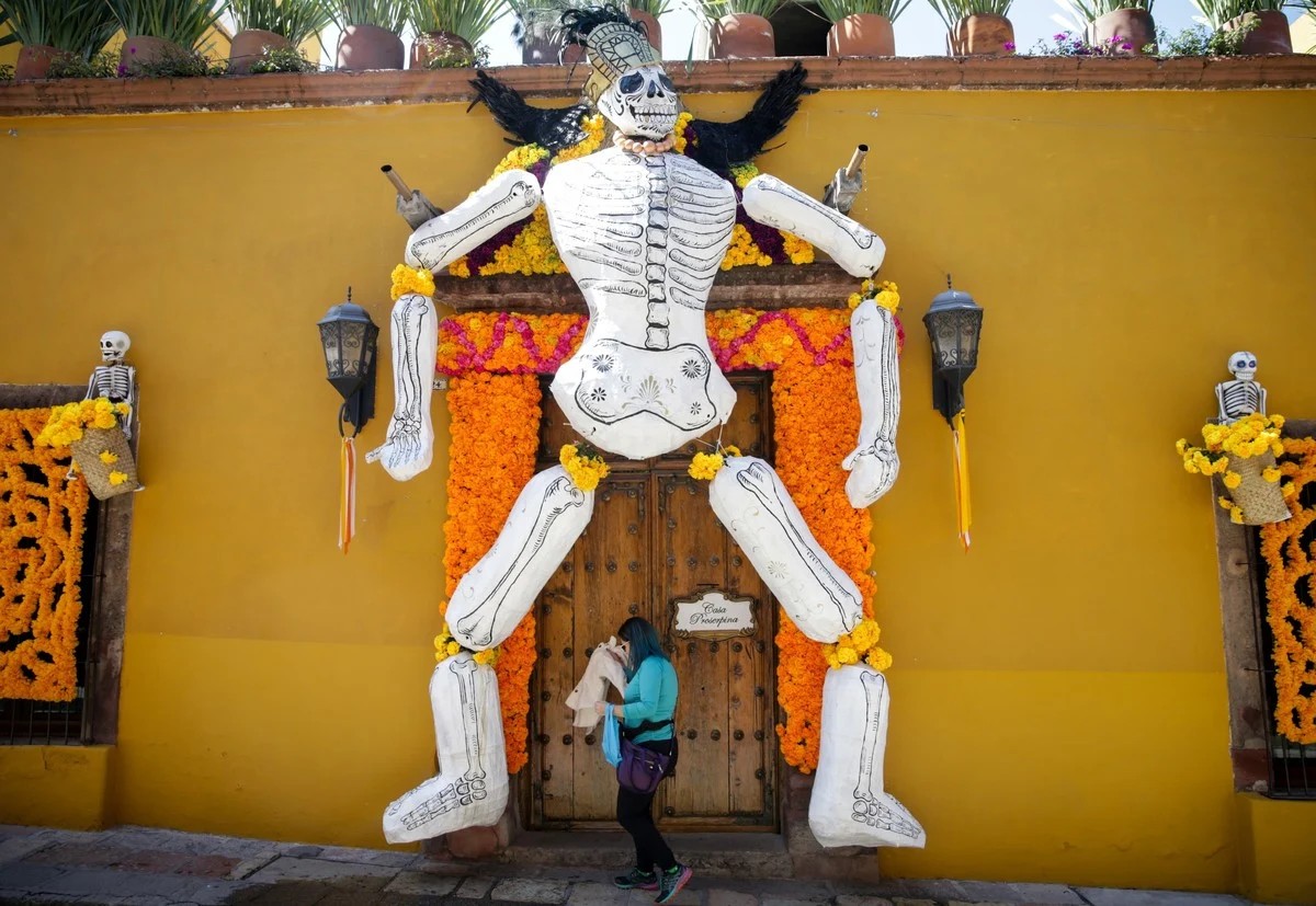 Празднование Дня мертвых в Мексике на снимках