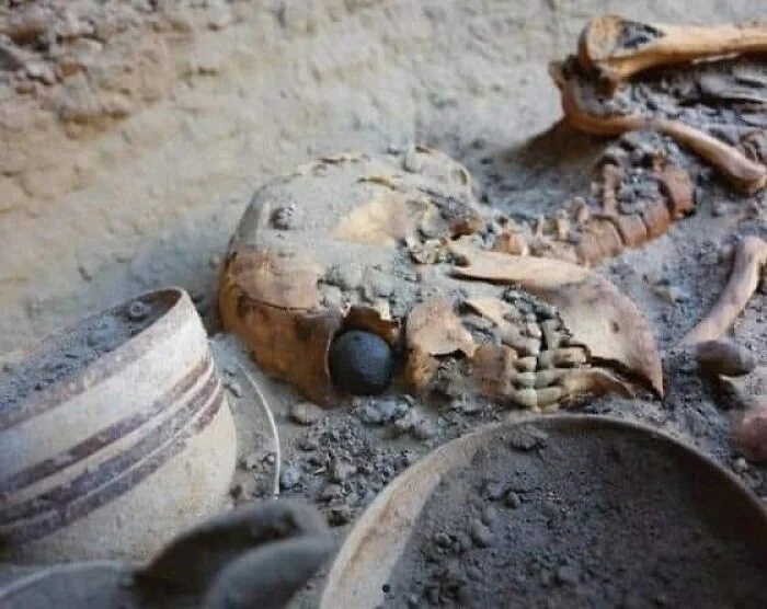 Разные потрясающие открытия археологии как сокровища прошлого