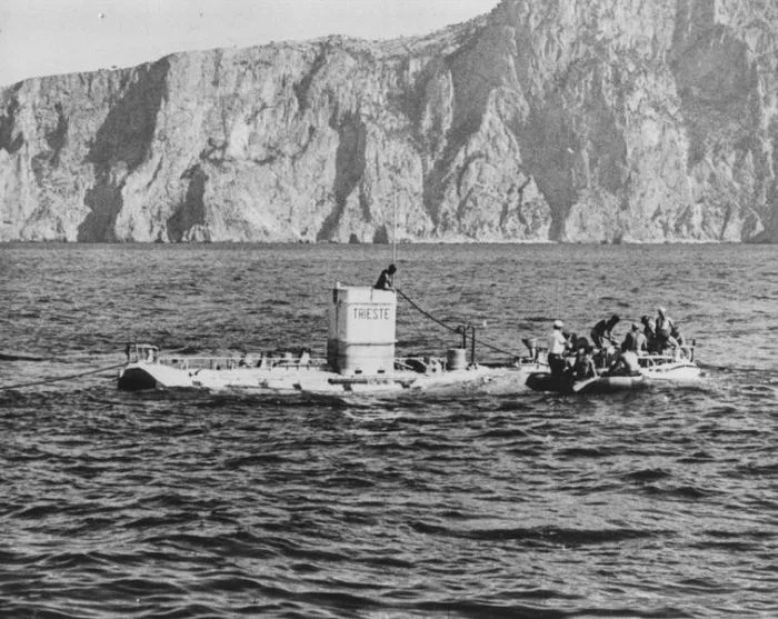 Фотографии первых научных экспедиций по изучению океана