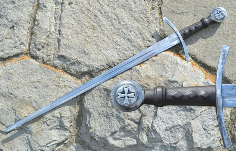 Известные древние мечи Средневековья, которые стали легендарными
