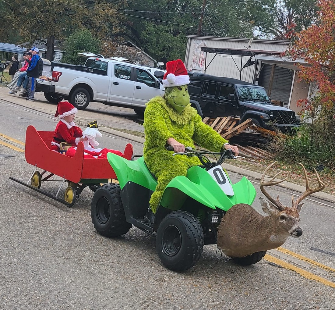 Ежегодный рождественский парад деревенщин в Луизиане