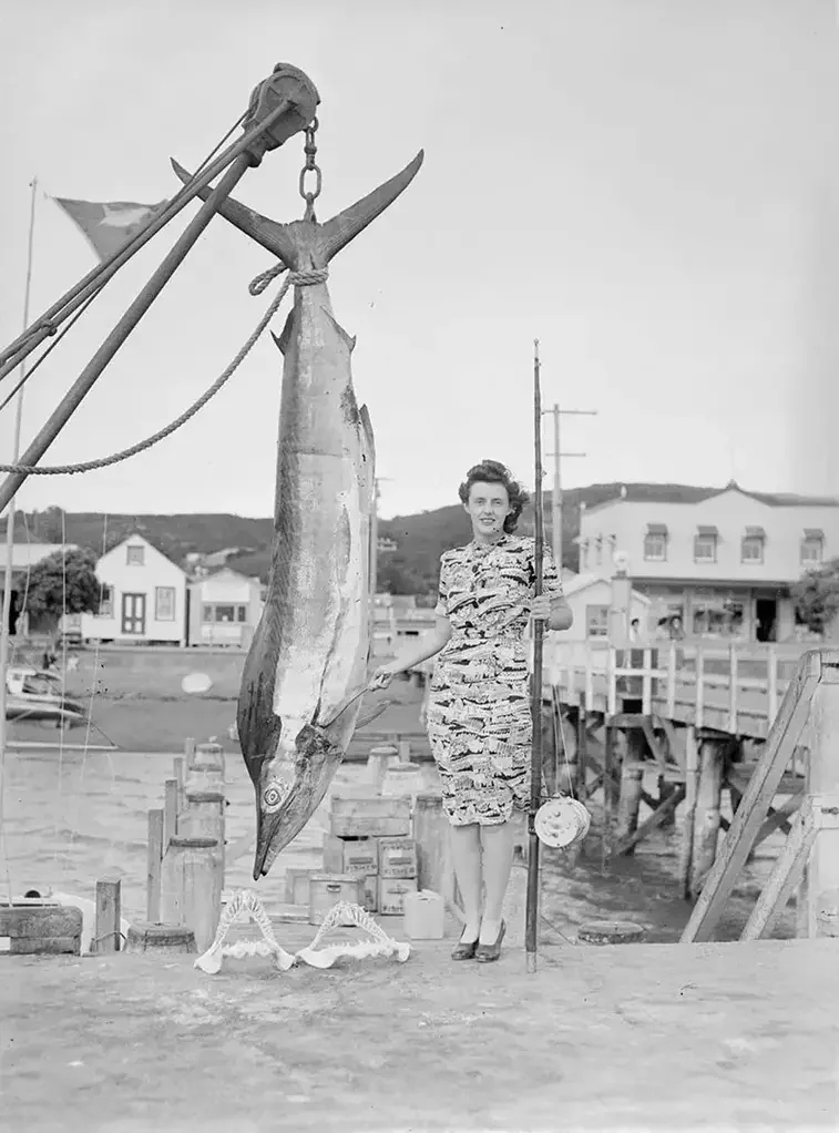 Раритетные фотографии рыбаков и их крупных трофеев