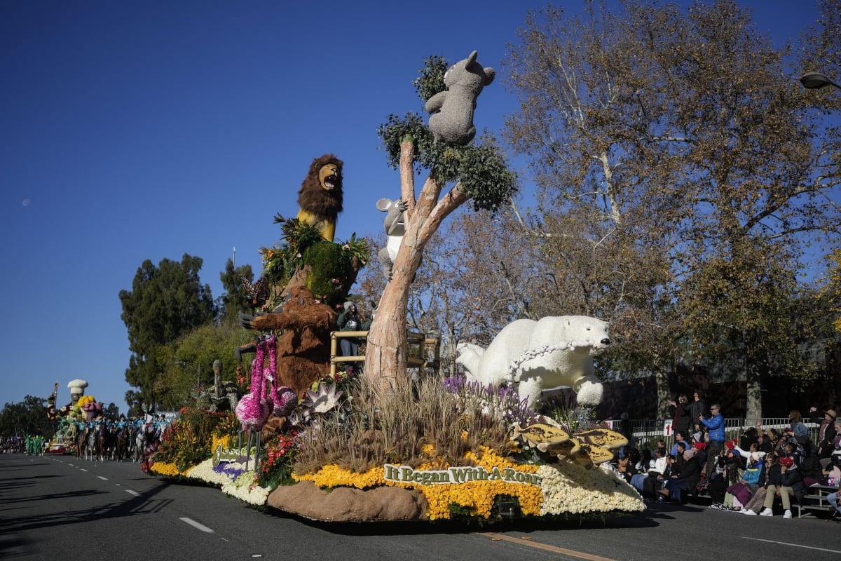 Ежегодный парад роз прошел в Калифорнии