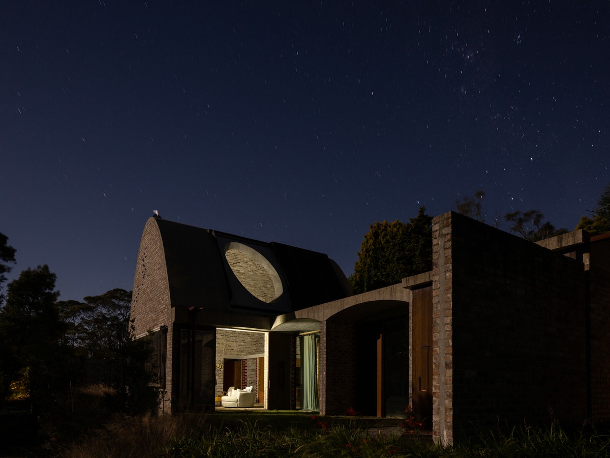 Дом ночного неба для астронома-инвалида в Австралии
