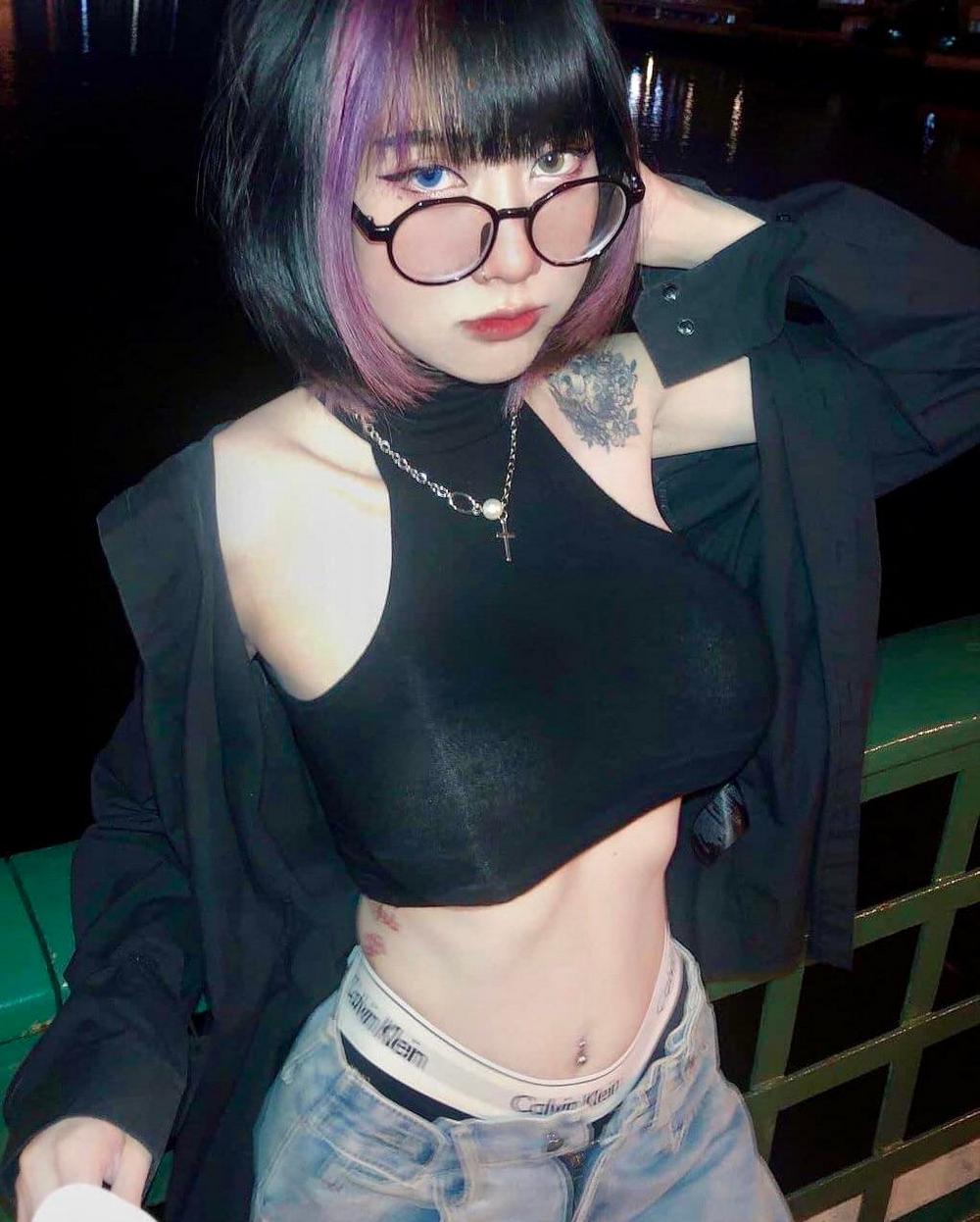 Красивые и сексуальные азиатские девушки