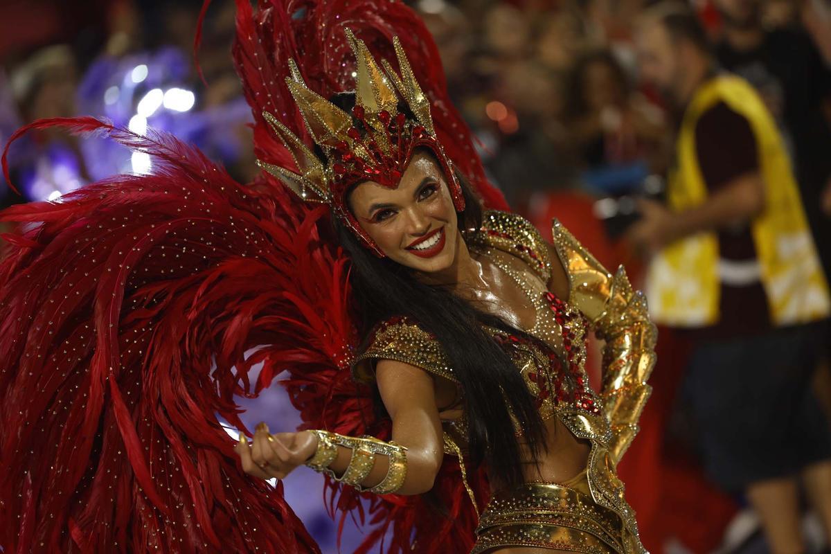 Яркие моменты карнавала в Рио-де-Жанейро