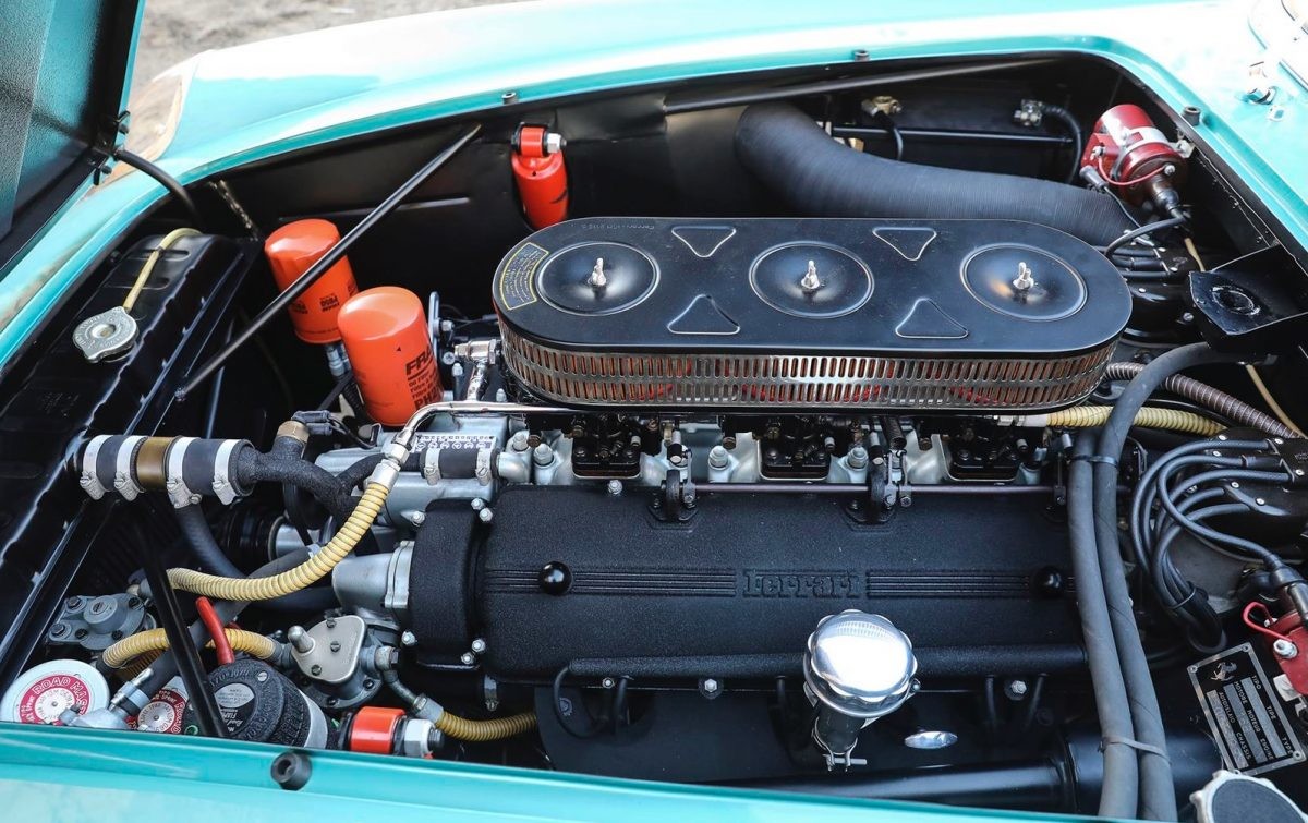 Редкий спорткар Ferrari 250 GT SWB California Spider 1962